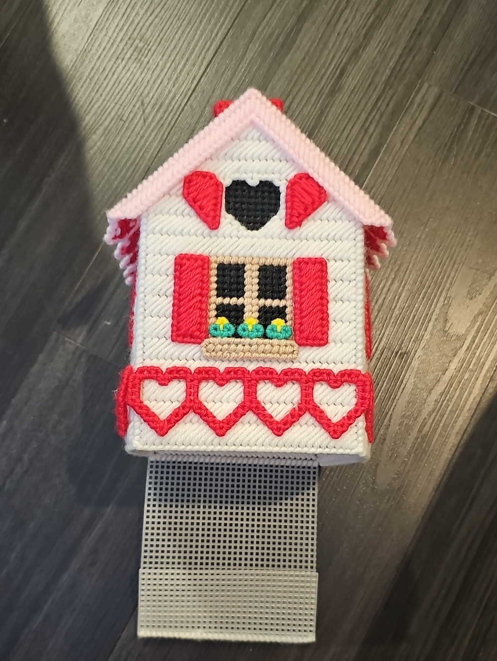 Handmade Heart Cottage Tissue Box - White & Pink & Red